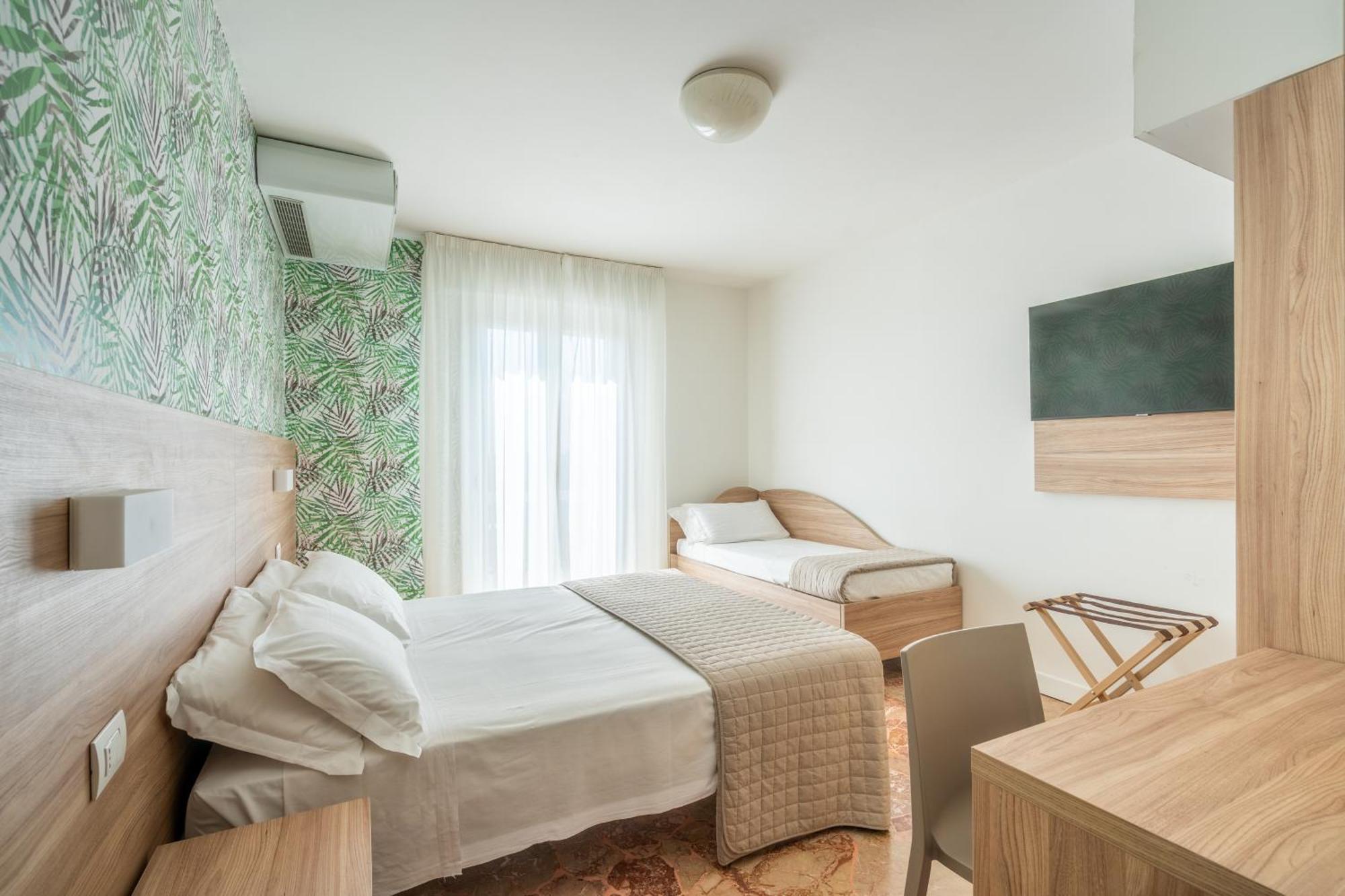 Lotus Hotel All Inclusive & Spiaggia Rimini Extérieur photo