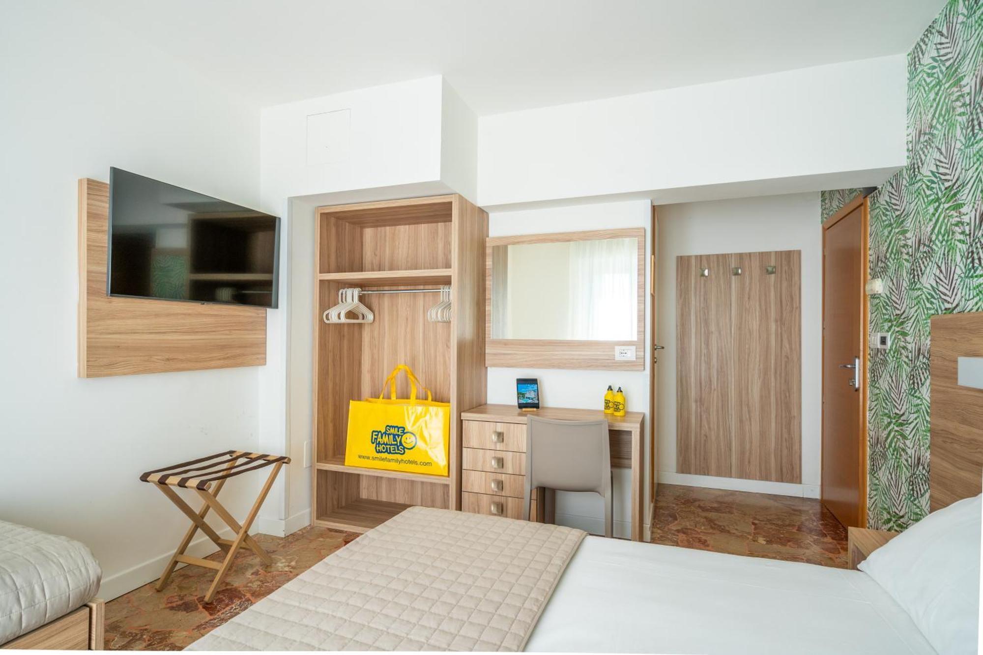 Lotus Hotel All Inclusive & Spiaggia Rimini Extérieur photo