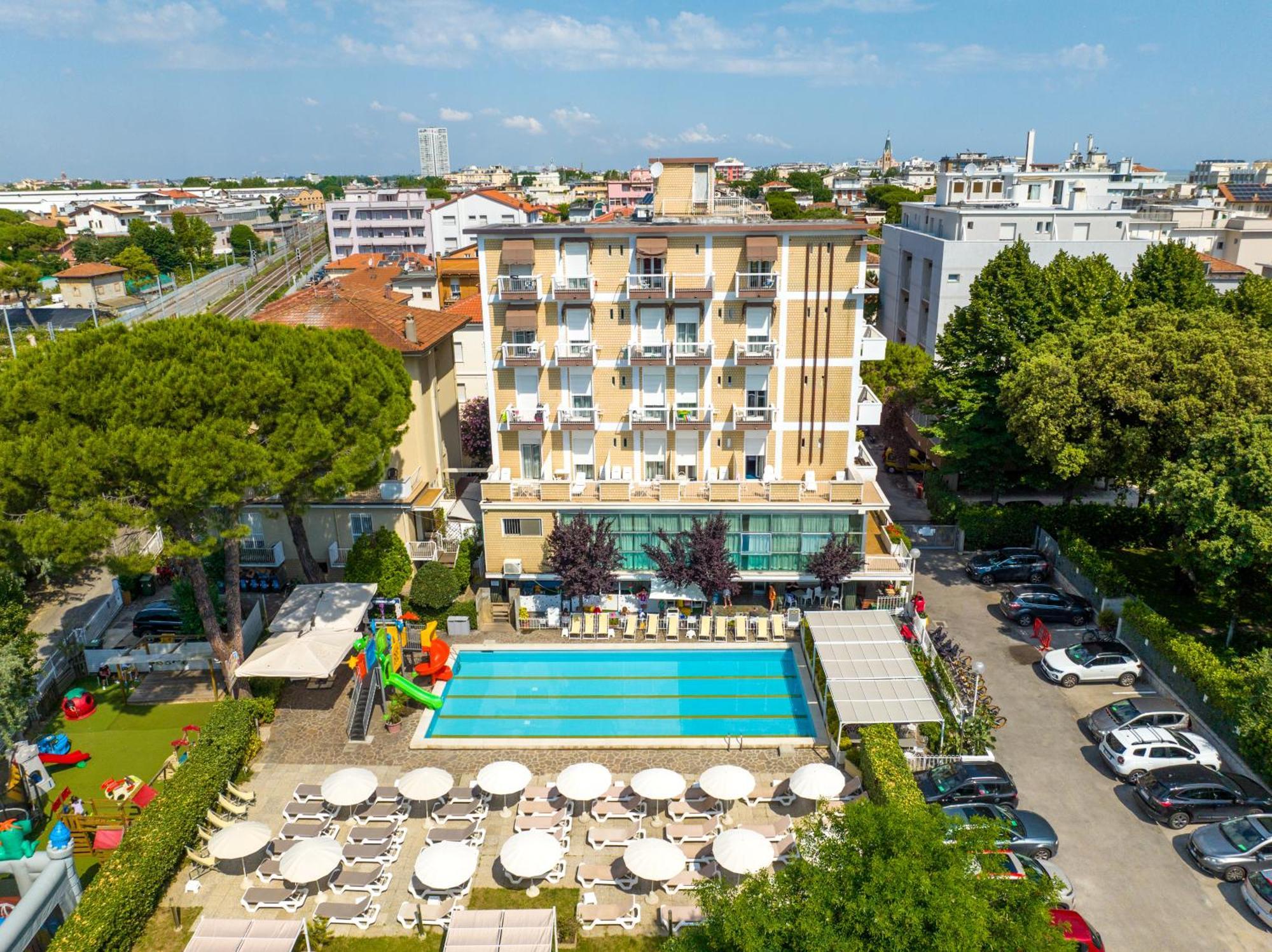 Lotus Hotel All Inclusive & Spiaggia Rimini Extérieur photo