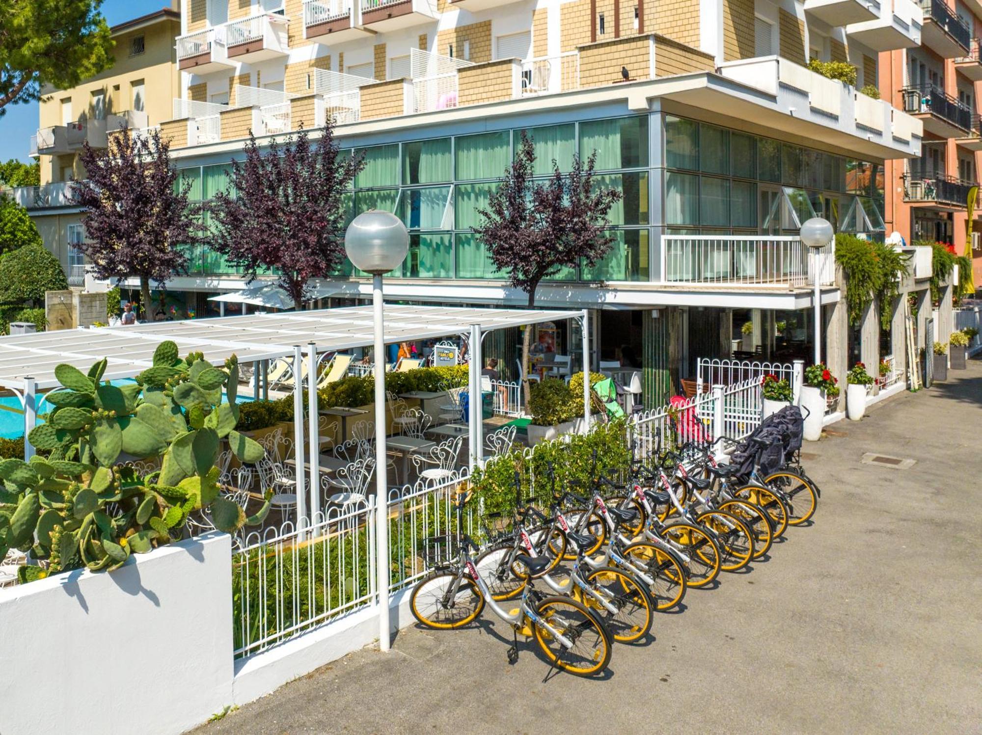 Lotus Hotel All Inclusive & Spiaggia Rimini Extérieur photo
