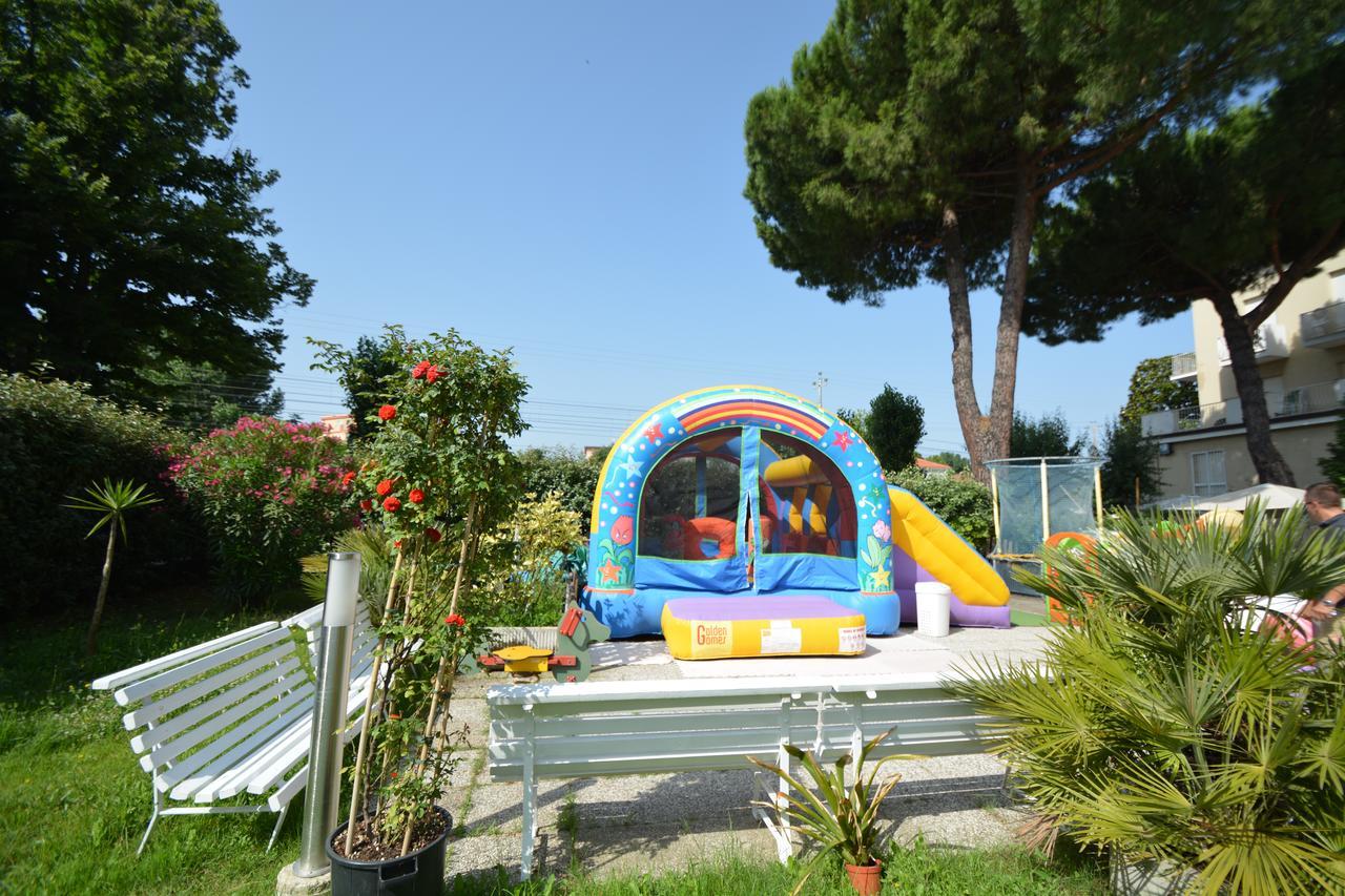 Lotus Hotel All Inclusive & Spiaggia Rimini Extérieur photo